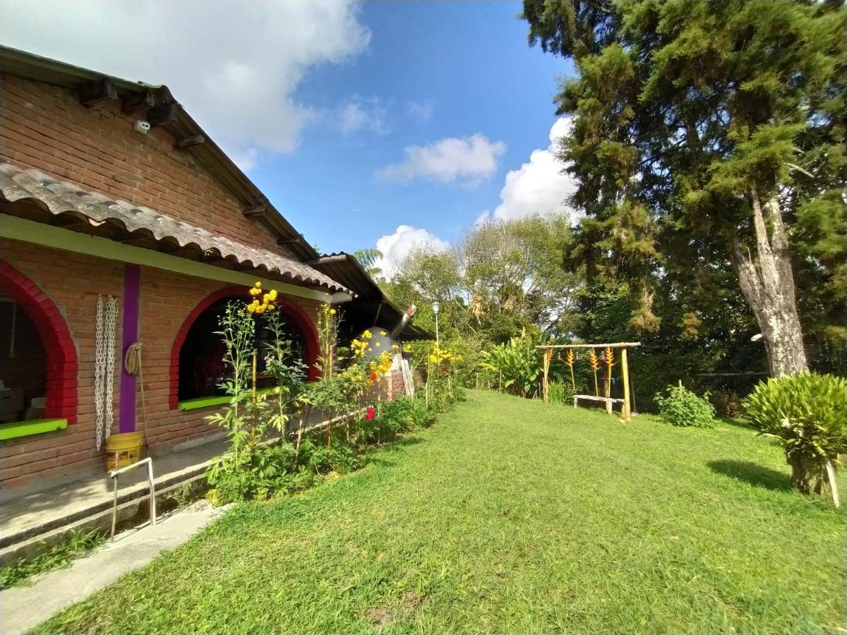 La Acuarela, Posada De La Monita Pereira Luaran gambar